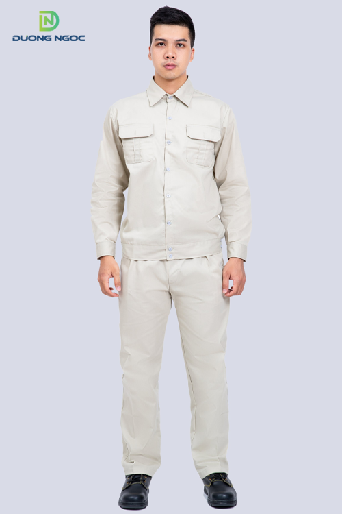 DN07. QUẤN ÁO BẢO HỘ GHI SÁNG