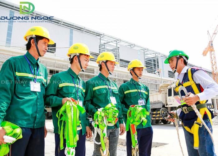 Trang phục bảo hộ công ty tại Dệt May Dương Ngọc